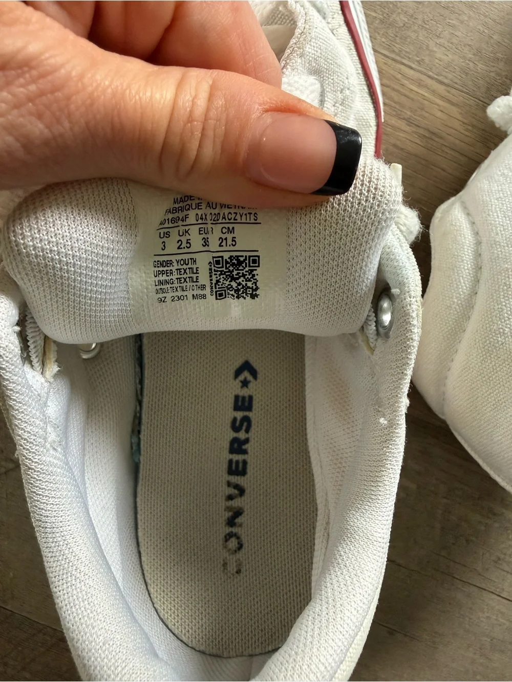 Converse other color